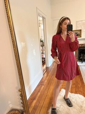 Old Navy Red Plaid V-Neck Long Sleeve Dress